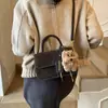 Bolso Pequeño Cuadrado Casual Estilo Coreano para Mujer 2025 Invierno Nuevo Estilo Versátil Costura Moda Bolso de Hombro Único Cruzado