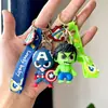 Llaveros de Superhéroes de Dibujos Animados Transfronterizos, Artículos para Puestos con Forma de Anillo, Artículos Pequeños para Mochilas Escolares de Estudiantes, Venta al por Mayor de Pequeños Regalos para Parques de Diversiones