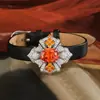 Novo Conjunto de Anéis Decorativos, Relógios, Pedras Coloridas, Flores Laranjas, Incrustado com Modelos Femininos Europeus e Americanos da Moda de Alta Qualidade Venda por Atacado