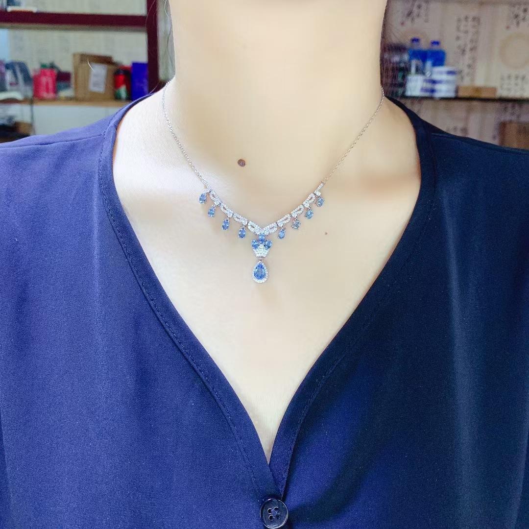 1633239485414