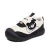 Zapatos de Malla de Oso de Dibujos Animados para Bebés, Zapatos Funcionales Suaves Antideslizantes para Bebés, Zapatos con Velcro para Dedo Gordo, Zapatos Deportivos de Malla para Niños