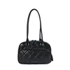 Bolso de mano de nicho estilo coreano para mujer, nueva colección otoño 2026, bolso tote con patrón de diamantes, bolso de hombro de moda para el trabajo, y bolso de axila
