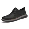 Sapatos Casuais Masculinos de Couro Genuíno Respiráveis Moda Versátil Retro Couro Sapatos Masculinos Comércio Exterior Tamanho Grande Solado Macio Sapatos de Pai 45