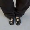 Zapatos planos de ballet poco profundos Mary Jane para mujer, estilo coreano, nicho retro, sin cordones, punta cuadrada, tachonados, nuevos para primavera y otoño