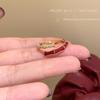 Anillo Esmaltado Rojo Angla Diseño Nicho para Mujer Sentido de Alta Gama Anillo Blanco para Dedo Retro Lujo Ligero Anillo para Dedo