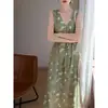 Vestido de Cetim Novo para Primavera/Verão 2026 para Mulheres, Sem Mangas, Color Block, Cintura com Amarração, Caimento Solto, Vestido Versátil de Comprimento Médio em Linha A