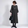 Vestido Largo Premium Estilo Japonés Otoño/Invierno 2026 Nuevo Cuello Redondo Manga de Farol Dobladillo Plisado, Moderno y Adelgazante
