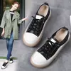 Zapatillas Blancas Versátiles Estilo Coreano con Suelas Blandas Que No Cansan Tus Pies, Zapatos Planos Antideslizantes para Mujer, Adecuados para Estudiantes, Ir al Trabajo y Uso Casual, Disponibles para Dropshipping