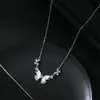 Cadena Clavicular Elegante para Mujer con Baño de Oro Real y Circonita Microincrustada, Collar de Mariposa de Nácar Natural de Alta Gama, Cadena de Cuello Estilo Commuter