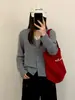 Cárdigan de punto elegante con cuello en V y diseño calado para mujer de talla grande, colección otoño 2026, prenda exterior corta suave para mujeres de talla grande 23130