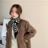 Bufanda Corta Clásica Estilo Coreano Big G Otoño e Invierno Pareja de Moda Cálida de Punto Bufanda Big G Versátil Alta