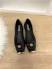 Estilo Francês de Luxo Estilo Chanel Metal Dedo Quadrado Altura Interna Aumentada Camada Única Sapatos Femininos Sapatos de Festa e Noite Sapatos de Calçar Boca Rasa Scarpins