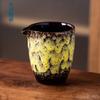 Un Juego Completo de Cerámica Creativa para Té Incluyendo una Tetera Horneada en Horno, una Taza de Degustación, una Taza con Filtro y Varios Esmaltes de Colores