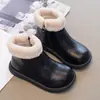 Botines cortos para niños, nueva colección de invierno 2026, botas estilo Dr. Martens para niñas, forrados de felpa para abrigar, botas de algodón con suela suave, para niñas y niños mayores