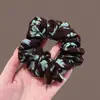 Modelo Nuevo 2025 Scrunchie de Satén Elegante Estilo Coreano para el Cabello para Mujeres, Accesorio de Moda Versátil