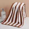 Nueva Toalla de Terciopelo Coral Rayas Finas al por Mayor Suave Absorbente Sin Pelusa Toalla Facial Engrosada Toallita Facial Toalla de Mano