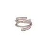 Anillo Abierto Cruzado Geométrico de Zirconia Transfronterizo Europeo y Americano, Nicho de Lujo Ligero, Sensación de Alta Gama, Joyería Simple y Versátil para Mujer