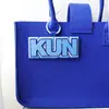 Pingente de Bolsa Escolar Não Tecido Pingente de Texto Periférico de Cai Xukun Pingente de Chaveiro Kun Estrela Suporte