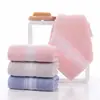 Toallas de Algodón de Alta Calidad al por Mayor, Toallas Faciales, Toallas Absorbentes, Regalos Personalizados, Empacadas Individualmente, Bordado de Poliéster-Algodón para Vendedores Ambulantes