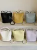Bolso cubo de moda transfronterizo para mujer, nuevo modelo primavera 2026, bolso de hombro de nicho de alta gama, bolso cruzado versátil