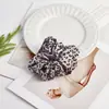 Scrunchie Feminino Grande Estampa de Leopardo Estilo Coreano Novo Elegante Malha Seda Elástico de Cabelo Simples Versátil Corda de Cabelo