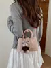 Bolsa de nicho estilo francês para mulheres, novo modelo 2026, adequada para o trabalho diário, bolsa de ombro versátil e da moda, bolsa transversal para o trajeto