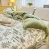 Roupa de Cama de Lã de Algodão Forrada Quatro Peças de Inverno Leite Veludo Puro Algodão Capa de Colcha Flanela Veludo Coral Infantil Capa de Colcha Individual