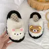 Lindas pantuflas para niñas con estampado de osos y lunares, muy suaves, perfectas para el invierno en casa, con un forro de algodón suave, felpudo y cálido.