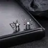 Brincos Cluster de Diamante Cheio de Novo Estilo Transfronteiriços para Homens, Modernos e Versáteis, Brincos de Flor de Íris em Forma de Cruz de Alto Padrão para Mulheres