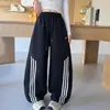 Calça para meninas, estilo primavera e outono, calça casual da moda, nova coleção 2026, calça esportiva da moda para crianças maiores, calça comprida de outono para crianças