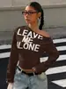 Sudadera Nueva de Otoño 2026 Estilo Vintage Americano con Hombros Descubiertos y Estampado de Letras para Mujer, Camiseta de Manga Larga Adelgazante y Versátil