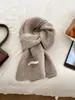 Cachecol de Tricô Liso Misturado com Lã Caseiro do Fabricante para Mulheres no Outono e Inverno, Versátil Macio e Ceroso Estudante Quente Cachecol de Casal