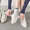 Calcetines Finos de Malla Lindos para Primavera-Verano con Bordes Fruncidos, Calcetines Cortos Transpirables de Moda con Bloques de Color y Puños de Doble Canalé para Estudiantes y Deportes