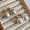 Pendientes de Perlas Simples de Lujo Ligero Nicho de Alta Gama para Mujer Estilo Francés Súper Hada Combinan con Todo Elegantes Pendientes de Perlas Grandes Joyería para las Orejas