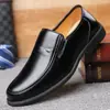 Zapatos de Piel para Hombre Primavera 2023 Nueva Moda Estilo Británico Suela Suave Zapatos de Vestir Casual Zapatos sin Cordones Zapatos de Papá