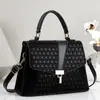 Bolsa de ombro feminina elegante, simples, versátil, casual com toque de luxo, bolsa transversal para o dia a dia na cor macaron