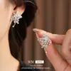 Aretes de Estrella de Zircón con Aguja de Plata, Lujo Ligero, Gama Alta, Versátiles, Estilo Fresco, Personalizados, Modernos, Aretes Sencillos
