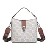 Bolso de Mano Cruzado para Mujer con Estampado de Comercio Exterior Nuevo Modelo 2025 Gran Capacidad Retro Letra Hombro Tote Bolso Cubo