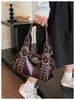 Bolso Cruzado Retro para Hombro para Mujer 2026 Nuevo Estilo Viajero Estilo Punk Versátil Estilo Motociclista Bolso de Hombro con Remaches Bolso