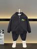 Abrigo para Niños Primavera y Otoño 2025 Nueva Llegada Cortavientos de Primavera para Niños Ropa de Primavera para Niños Grandes Chaqueta Estilo Occidental Moderna
