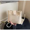 Bolso Cubo de Bloques de Color Simple Transfronterizo 2026 Bolso de Mano de Moda Tendencia Gran Capacidad para Viajes Bolsos de Hombro Tote Exquisitos