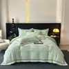 Juego de Cuatro Piezas de Terciopelo de Leche con Borde Ancho 2026 Nuevo Juego de Cuatro Piezas Engrosado Cálido Otoño/Invierno Juego de Ropa de Cama Simple Elegante de Lujo Ligero