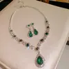 Conjunto de Collar y Aretes Estilo Gota de Agua Rubí Elegante y de Moda 2026, Accesorios de Cena Nupcial de Lujo Ligero y de Alta Gama