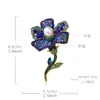 Broche de Flor de Diamante Azul de Lujo Ligero y de Alta Gama, Lleno de Diamantes, Piedras Preciosas de Colores y Perlas, un Accesorio de Alta Gama para Trajes y Abrigos