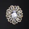 Moda Europeia e Americana Coringa Cristal Corsage Liga Banho de Metal Fivela de Toalha de Seda Broche Feminino Acessórios para Roupas Broche Atacado
