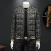 Estación Europea 2025 Nueva Chaqueta de Plumas de Invierno para Hombre Cuello de Béisbol Estampado de Letras de Alta Calidad Abrigo Cálido