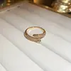 Estilo Minimalista Anillo Geométrico de Circonita Ins Anillo para Dedo Índice de Gama Alta Nicho Joyería Versátil Simple de Moda para Mujeres