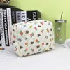 Estilo Ins Oso de Dibujos Animados Flor Bolsa de Cosméticos Gran Capacidad Portátil Viaje Neceser Bolsa de Almacenamiento Varios Juego de Tres Piezas