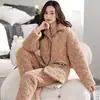 Pijama de mujer invierno forro polar coral acolchado tres capas invierno engrosado forrado de polar traje de franela cálido para casa