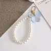 Llavero de Mariposa Acrílica de Colores Estilo Ins para Niñas, Cadena de Perlas Anti-Pérdida para Teléfono, Colgante Decorativo para Bolso y Auriculares